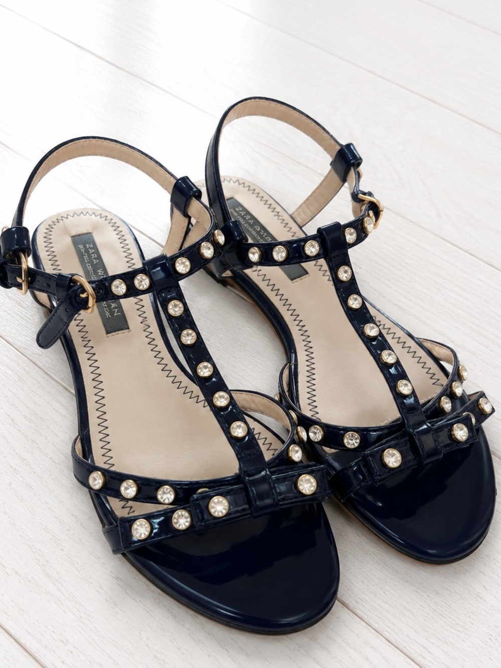 Zara Navy Patent T-Strap Rhinestones Crystal-Stud Sandals US9